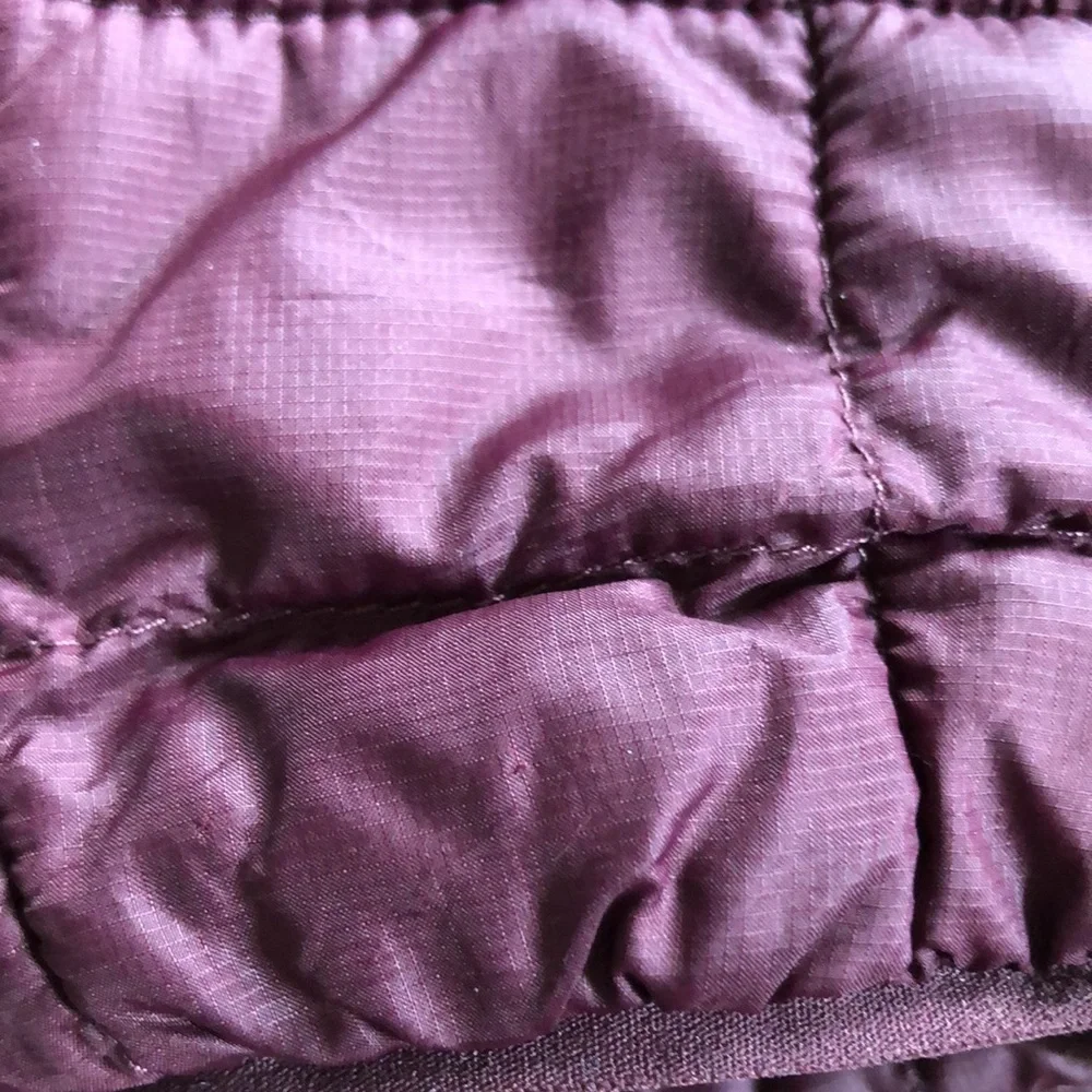 The North Face Thermoball Eco Jacket 2.0 Burgundy Purple XS - Picture 5 of 11